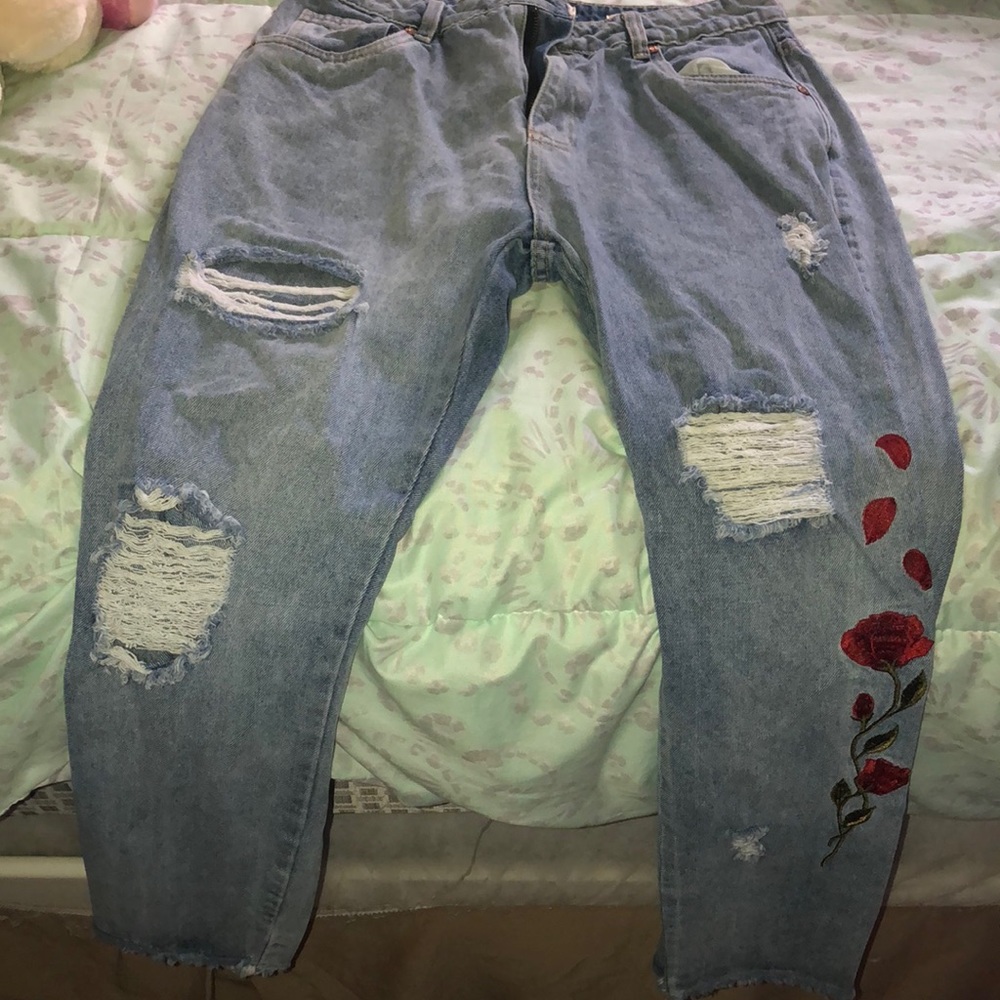 High waisted jeans